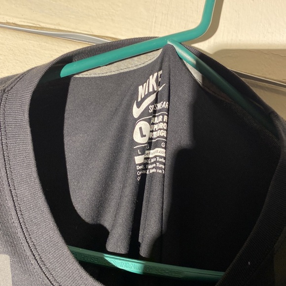 Large logo - Picture 3 of 4